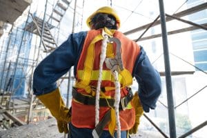back view man with safety equipment Armaq